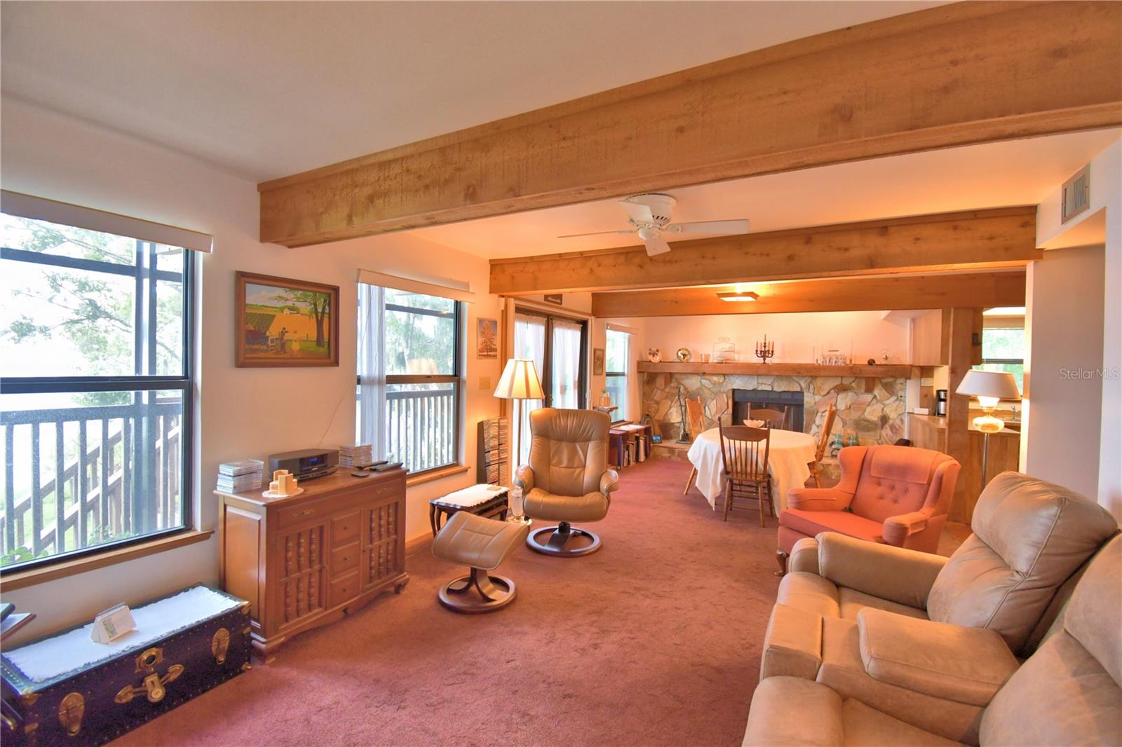 HALL ESTATE - Residential