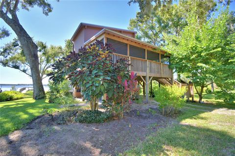 Photo of 733 N Lake Reedy Boulevard, Frostproof, FL 33843 (MLS # K4903093)