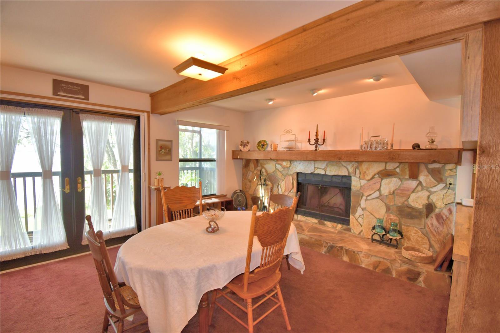 HALL ESTATE - Residential