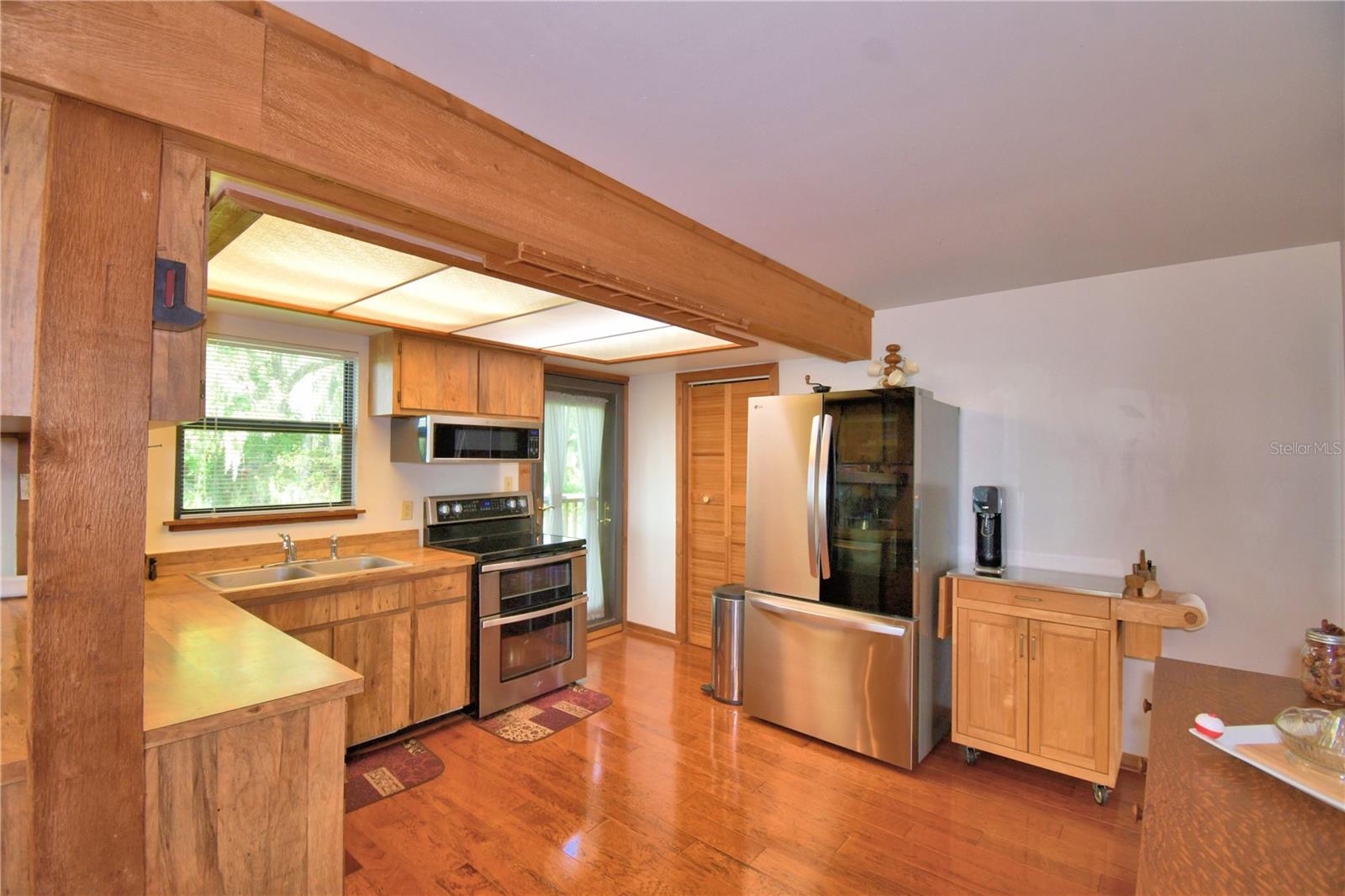 HALL ESTATE - Residential