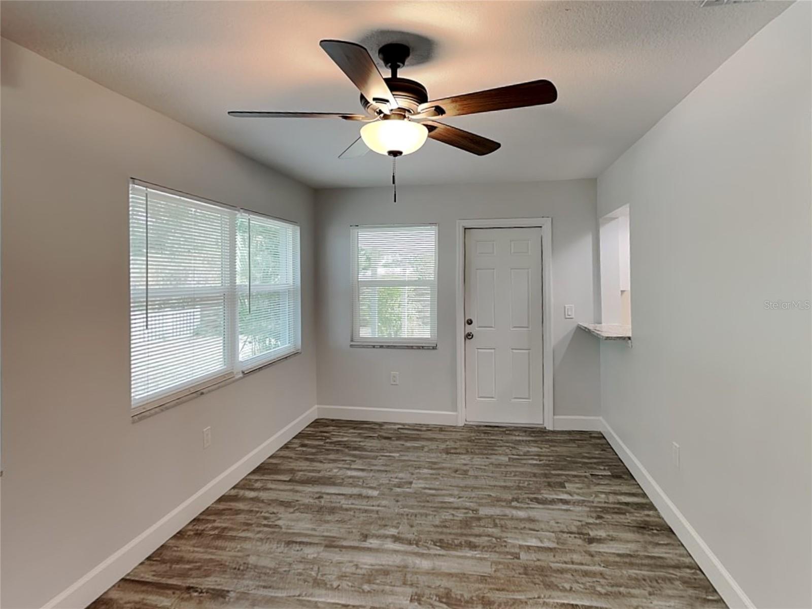 SHADOW LAKES - Residential Lease