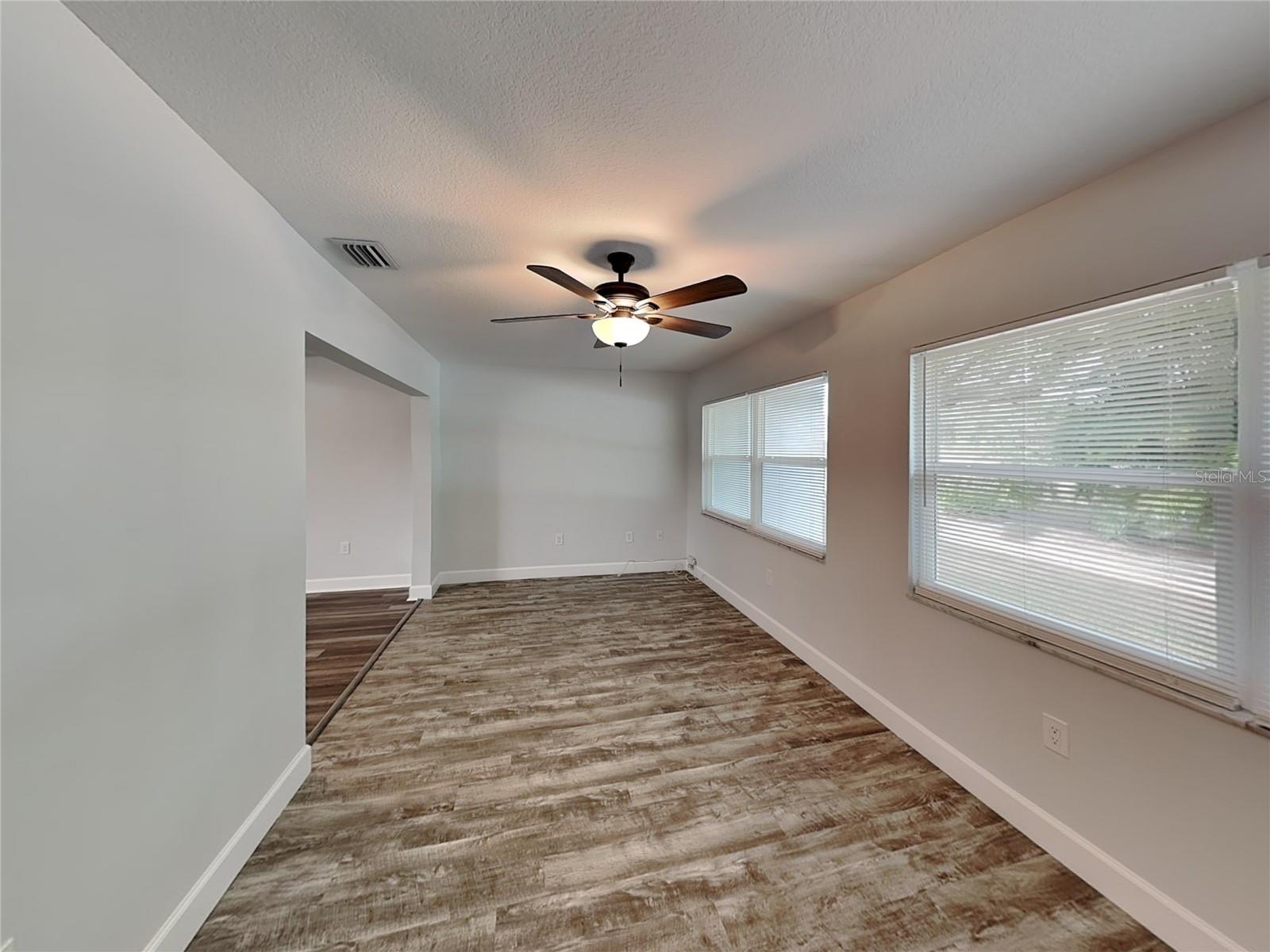 SHADOW LAKES - Residential Lease