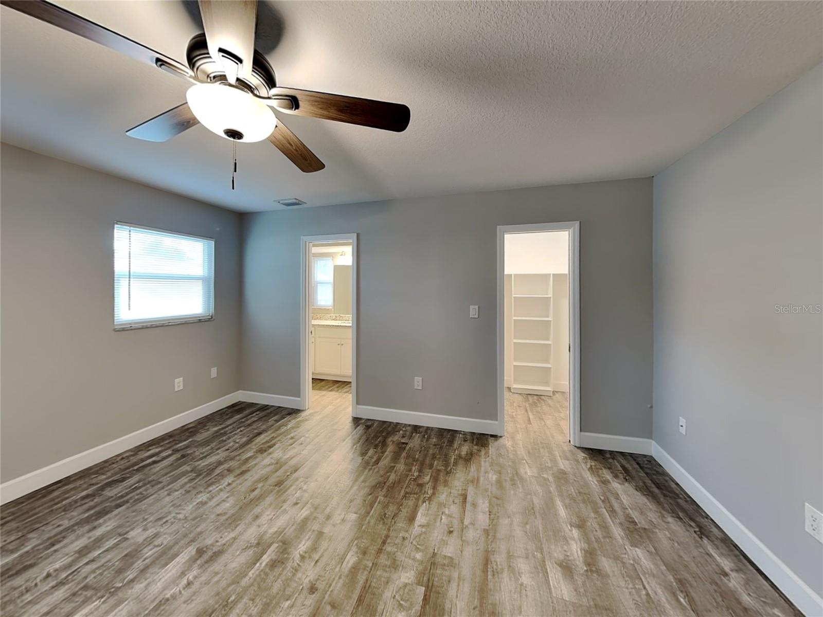 SHADOW LAKES - Residential Lease