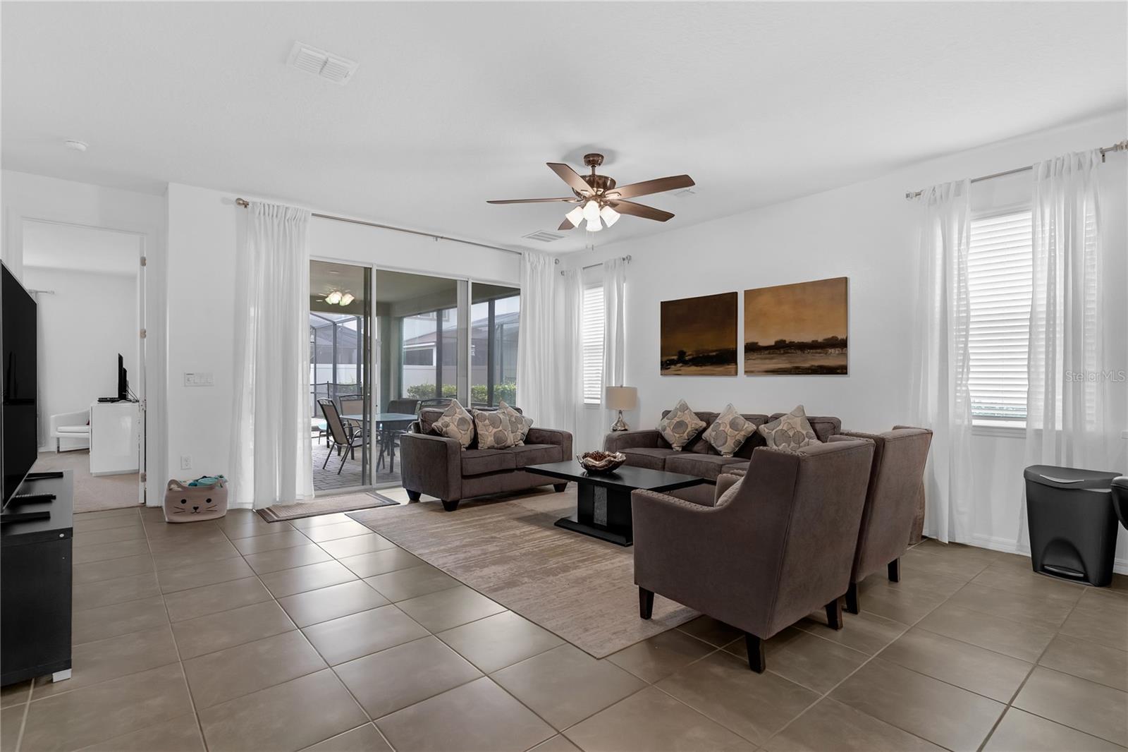 9018 PELICAN COVE TRACE