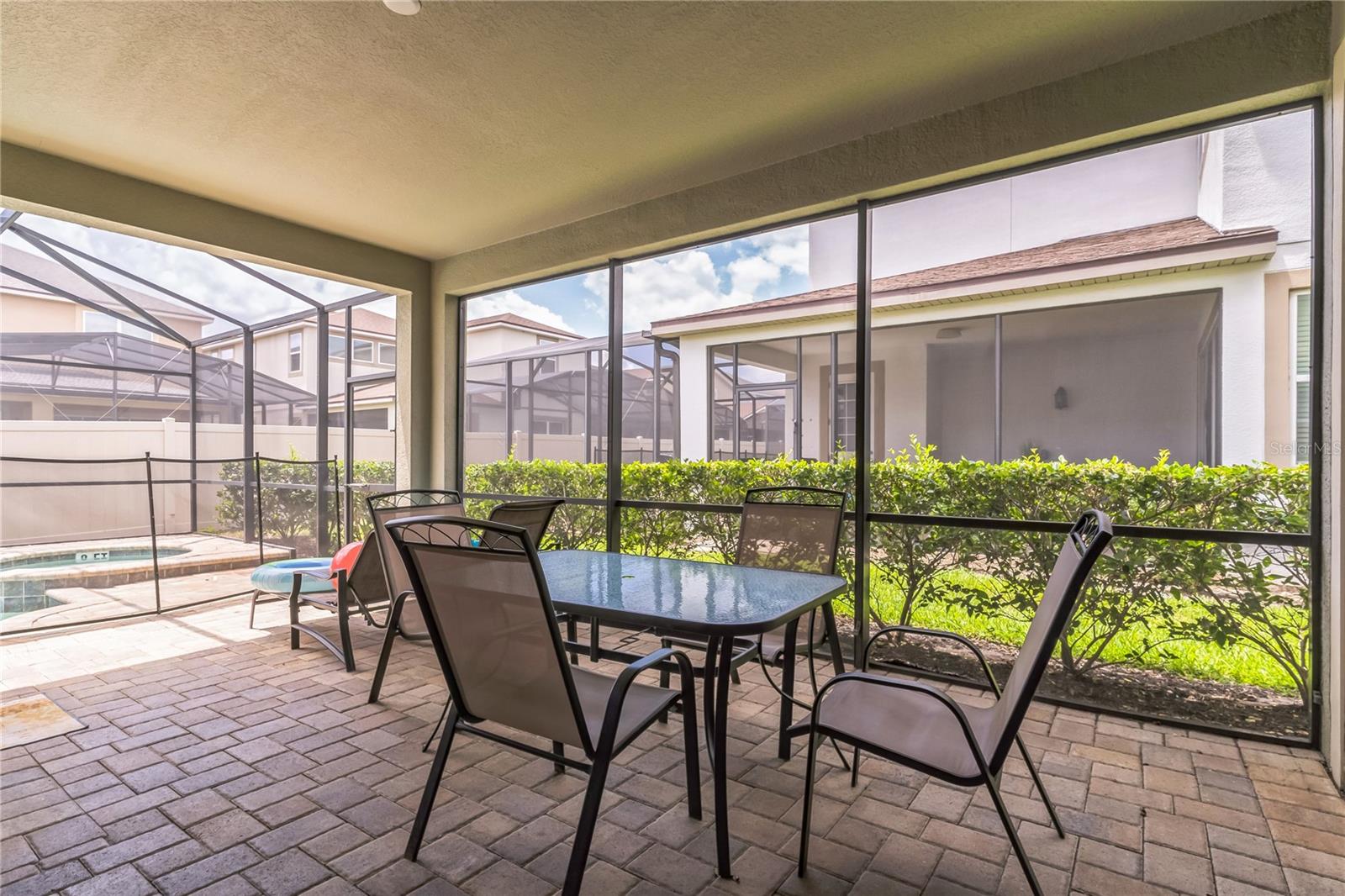 9018 PELICAN COVE TRACE