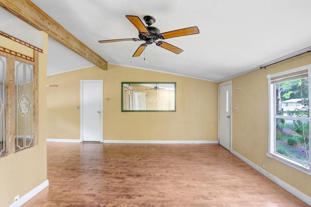 ANGUS VALLEY - Residential