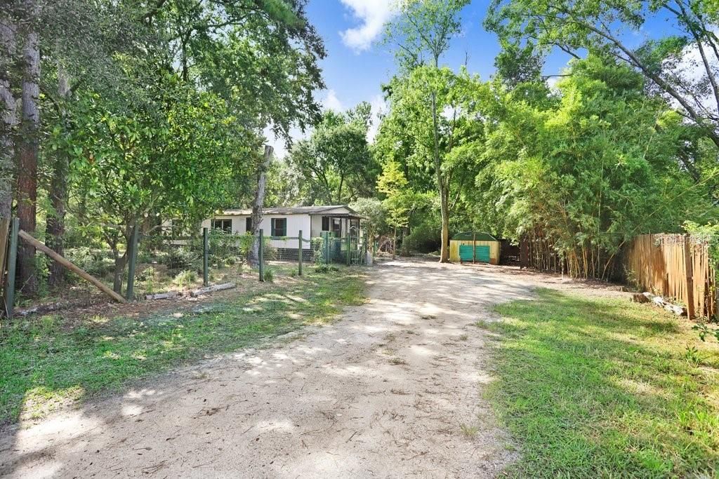 Photo of 26546 Glenwood Drive, Wesley Chapel, FL 33544 (MLS # TB8424559)