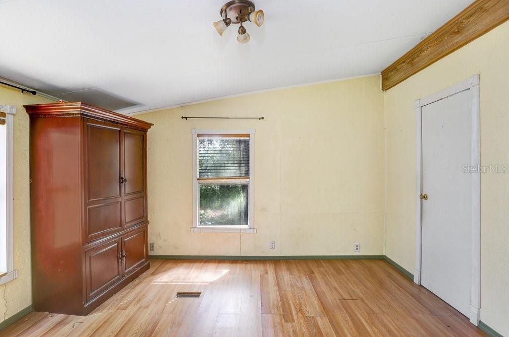 ANGUS VALLEY - Residential