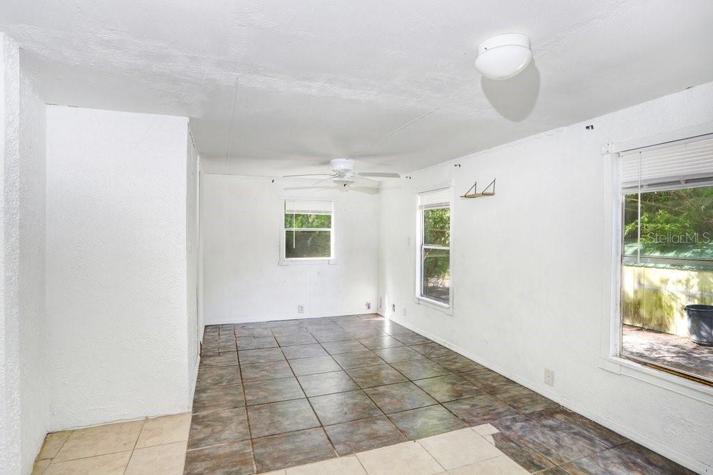 ANGUS VALLEY - Residential