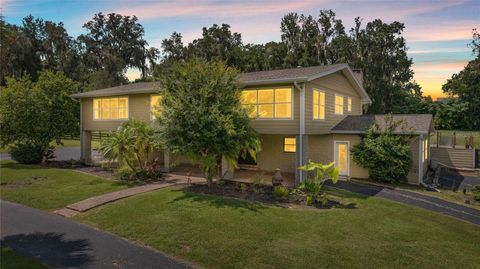 Photo of 2401 SE 26th Street, Ocala, FL 34471 (MLS # OM719182)