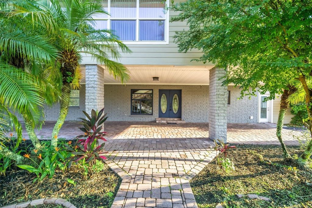 Photo of 2401 SE 26th Street, Ocala, FL 34471 (MLS # OM719182)