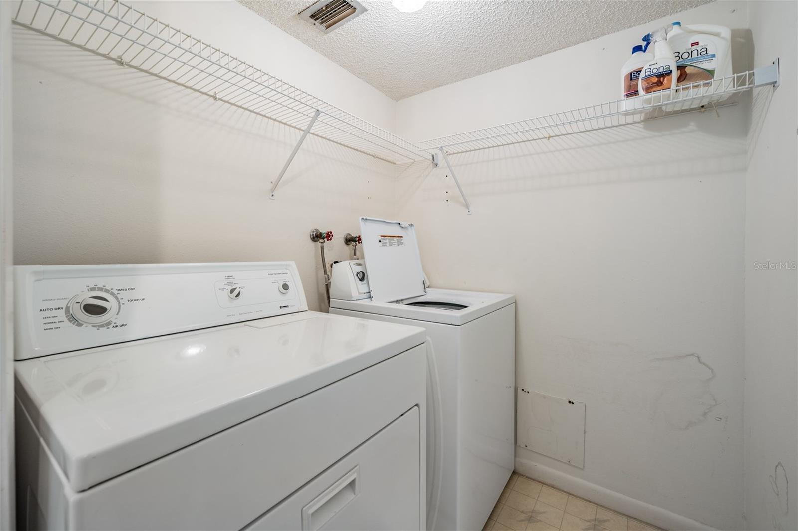 PENTHOUSE GREENS - Residential