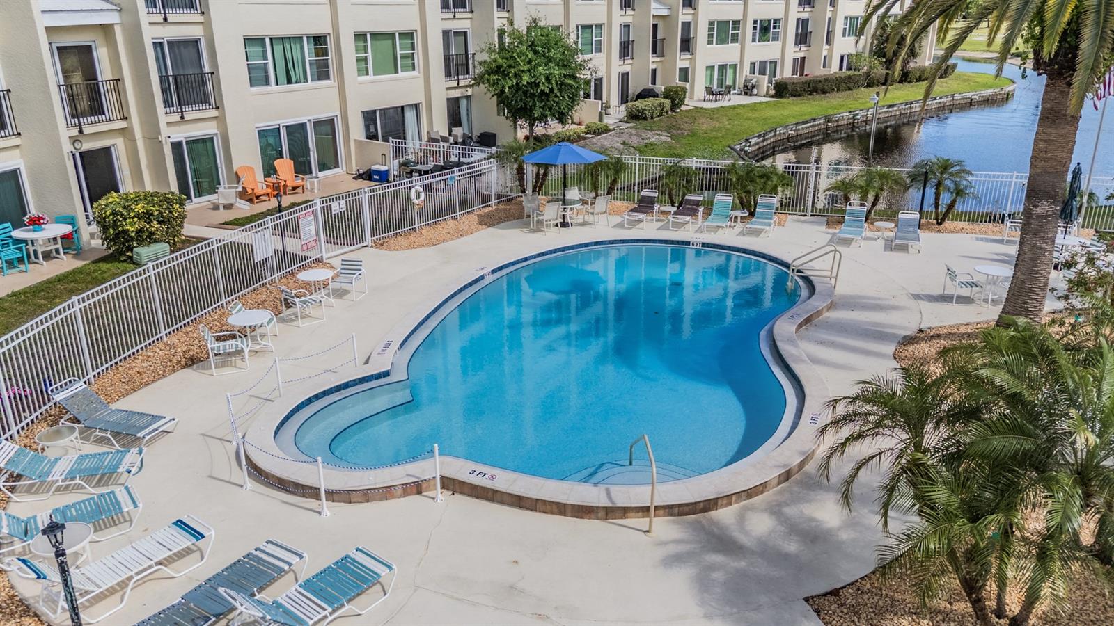 PENTHOUSE GREENS - Residential