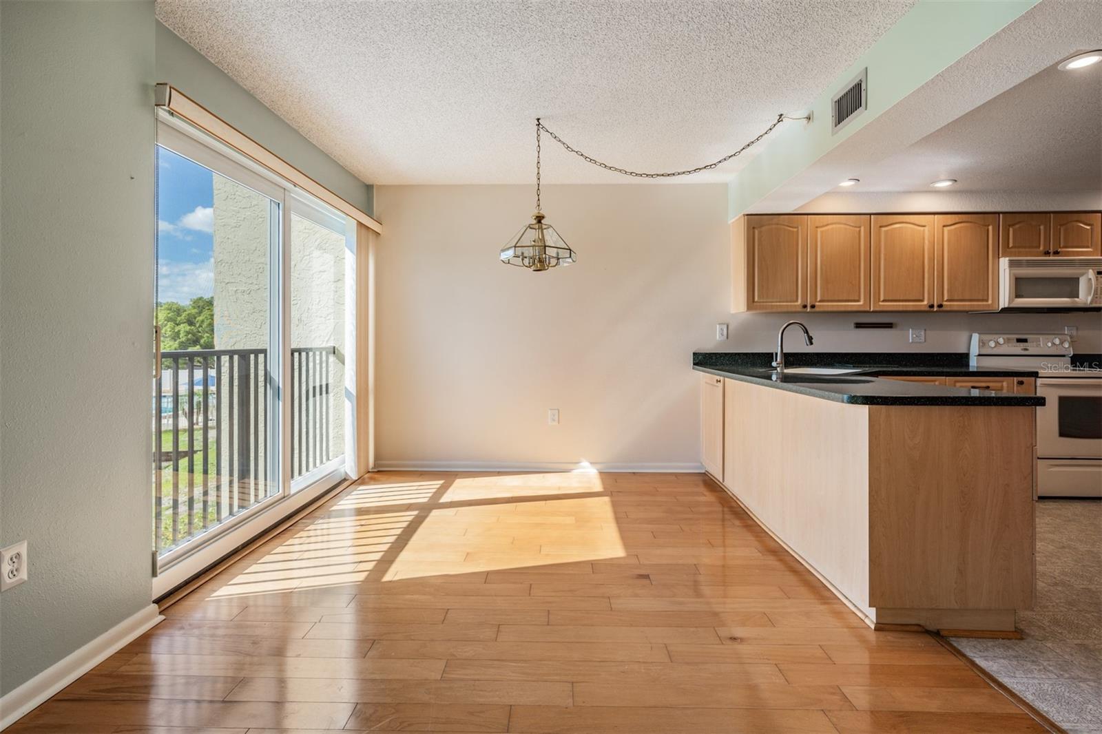 PENTHOUSE GREENS - Residential