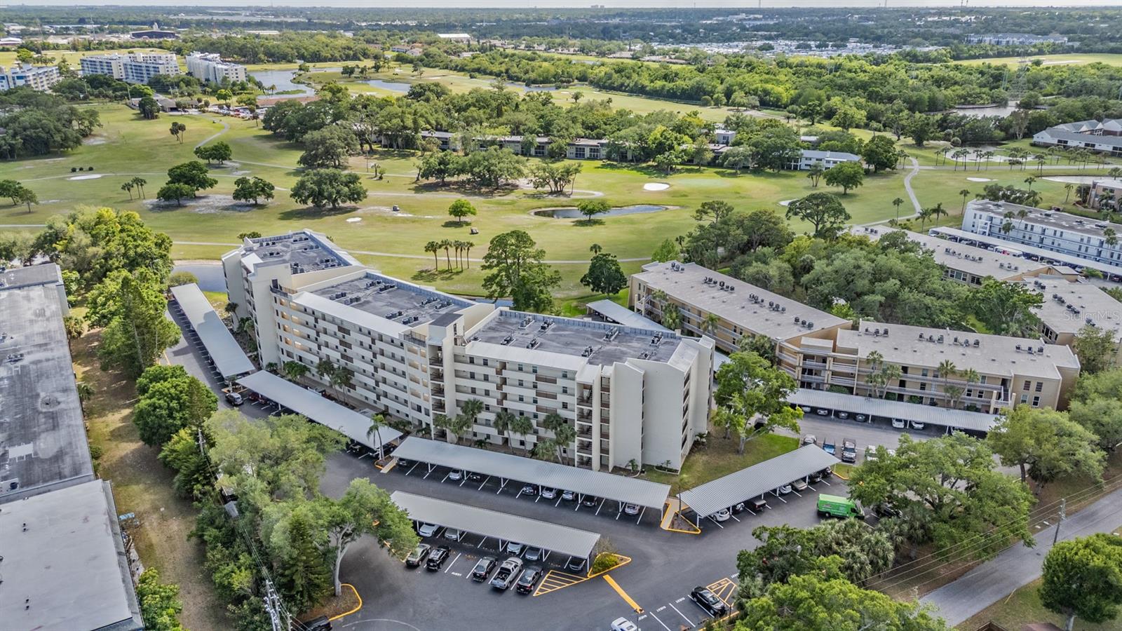 PENTHOUSE GREENS - Residential