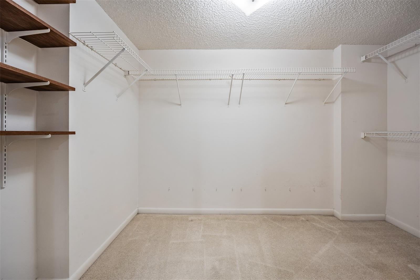 PENTHOUSE GREENS - Residential