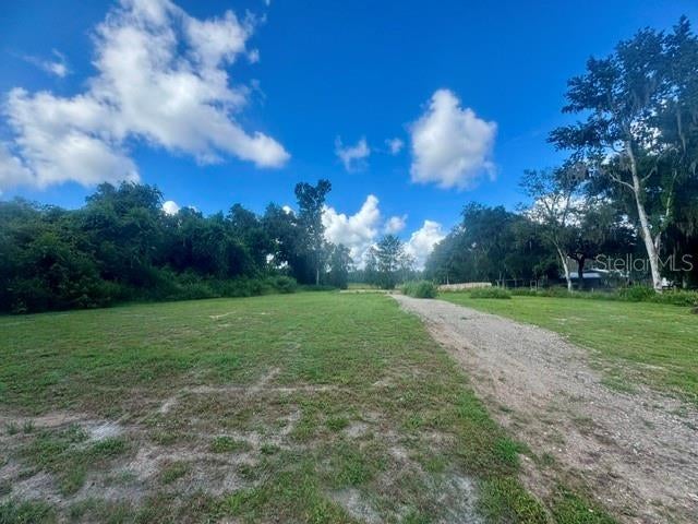 12 N SHADOW WOOD DRIVE