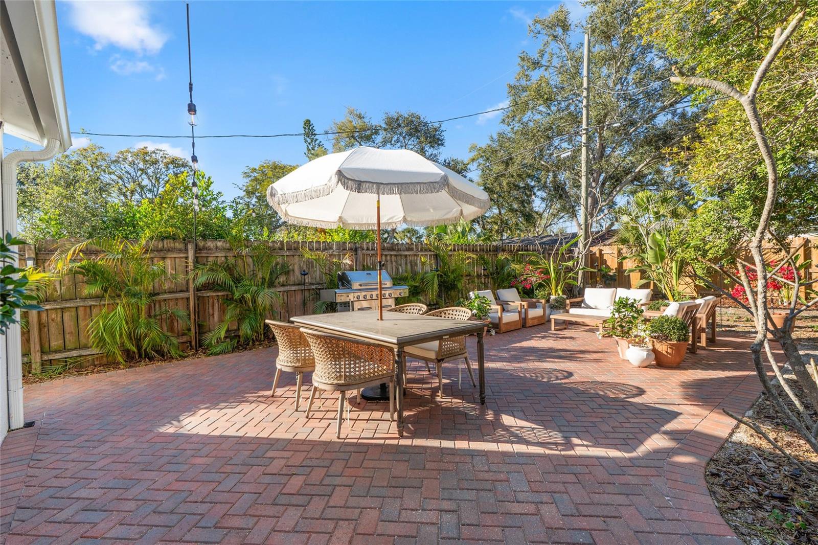 4201 W BAY VIEW AVENUE