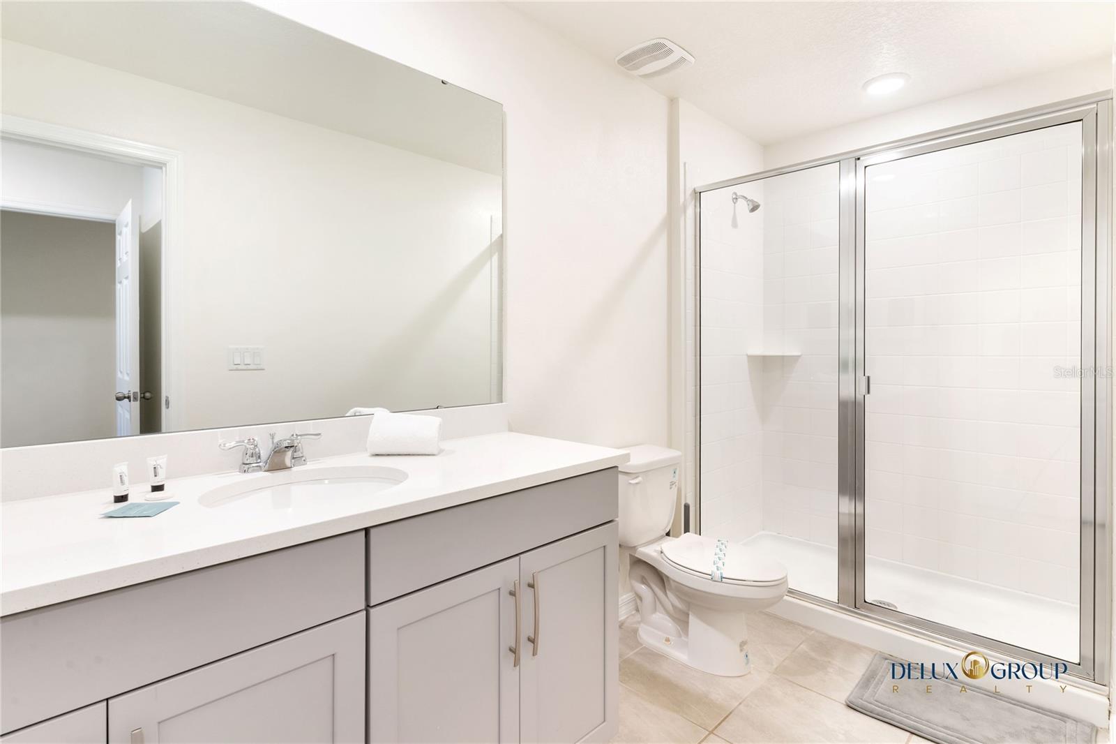 SOLARA RESORT VACATION VILLAS REP - Residential