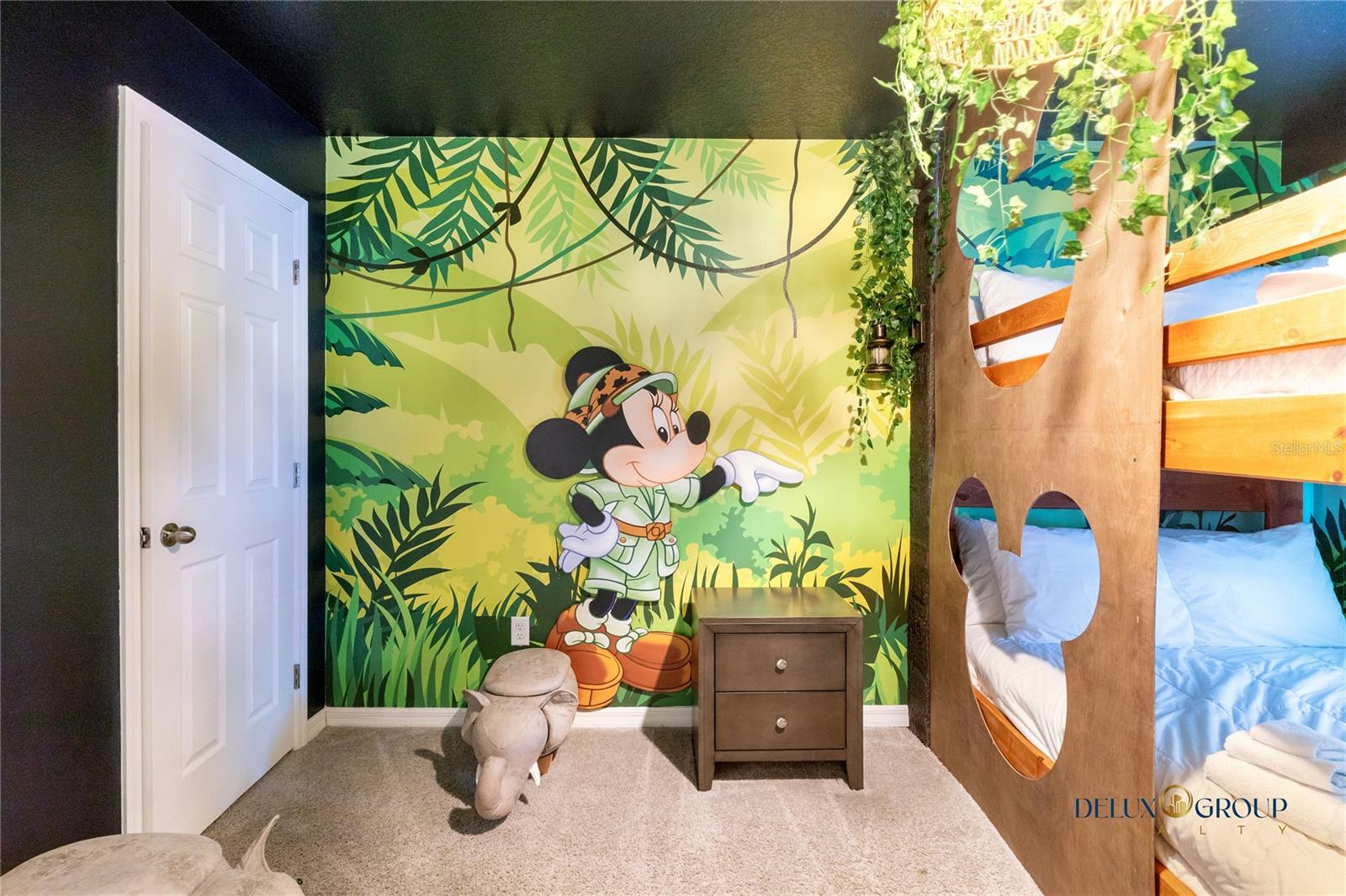 SOLARA RESORT VACATION VILLAS REP - Residential