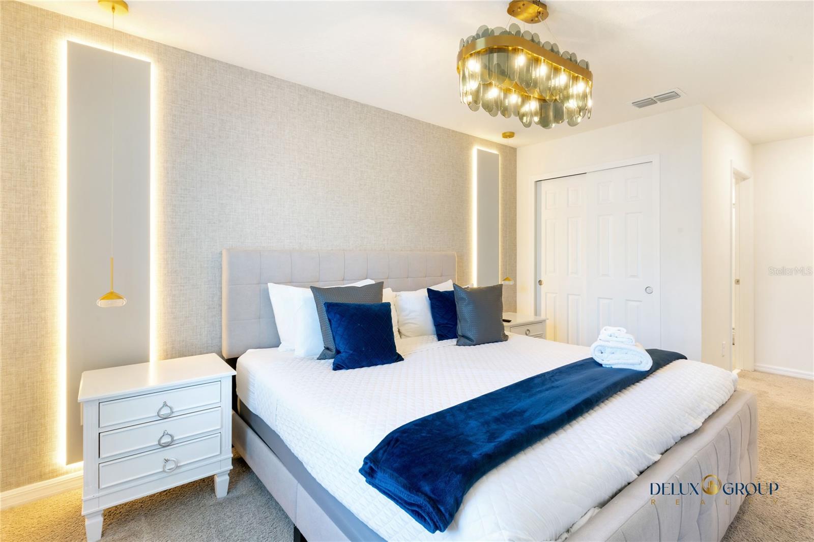 SOLARA RESORT VACATION VILLAS REP - Residential