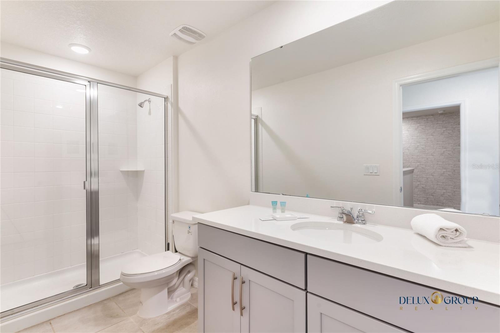 SOLARA RESORT VACATION VILLAS REP - Residential