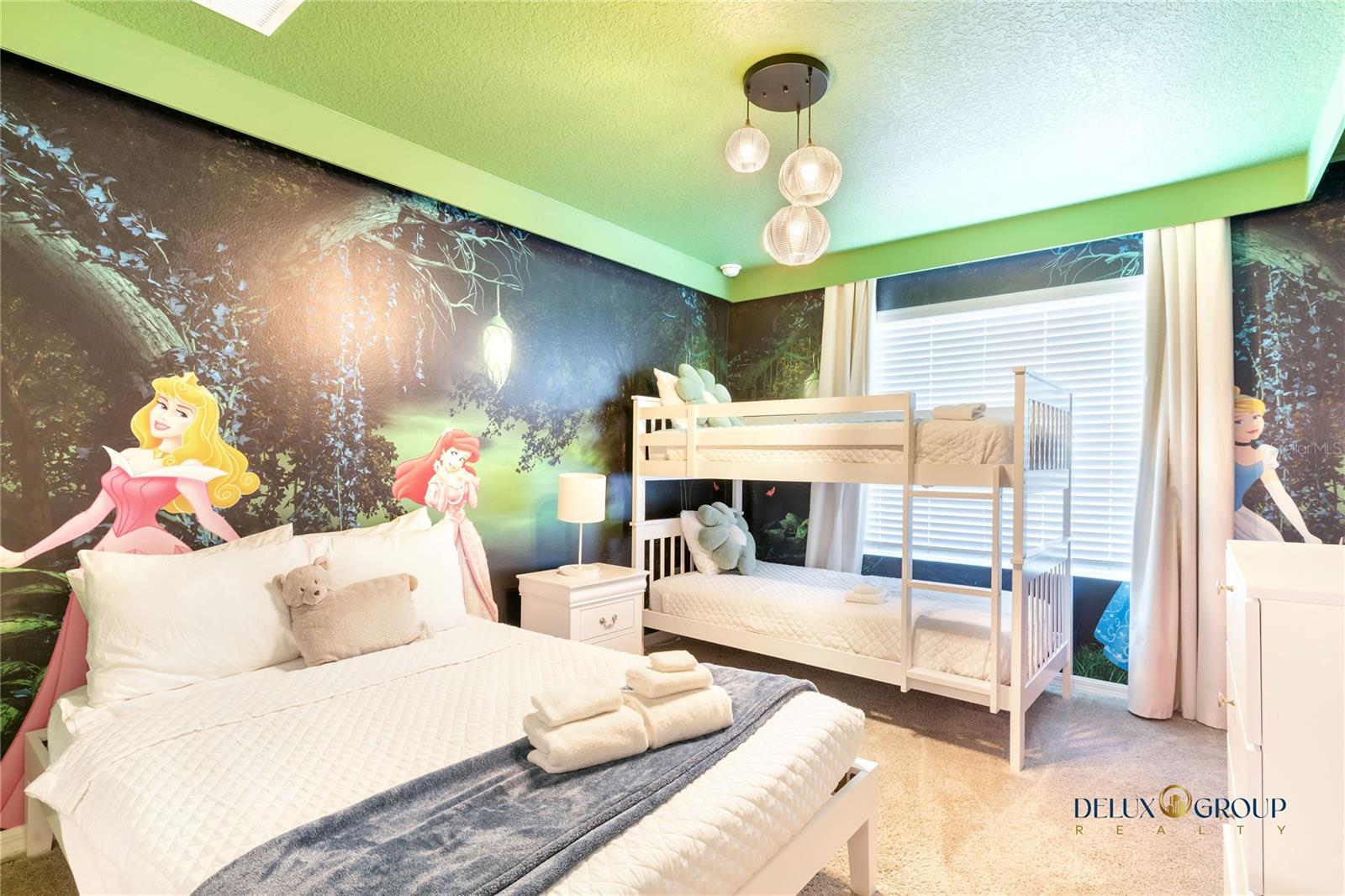 SOLARA RESORT VACATION VILLAS REP - Residential