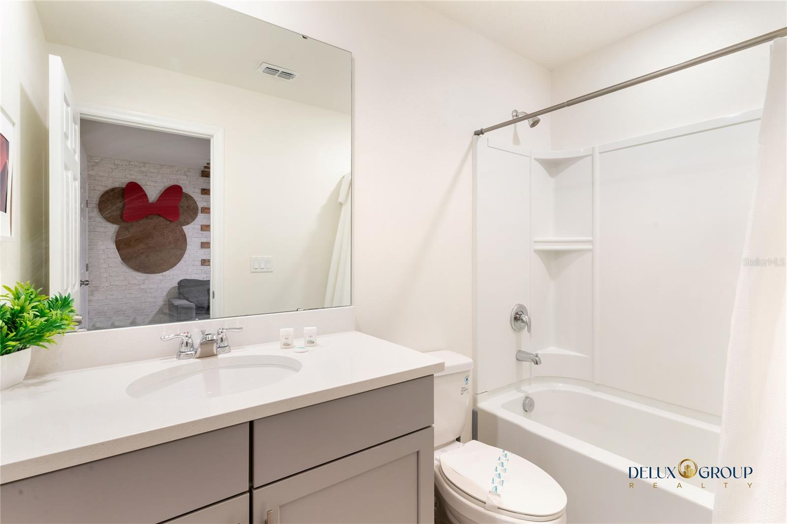 SOLARA RESORT VACATION VILLAS REP - Residential