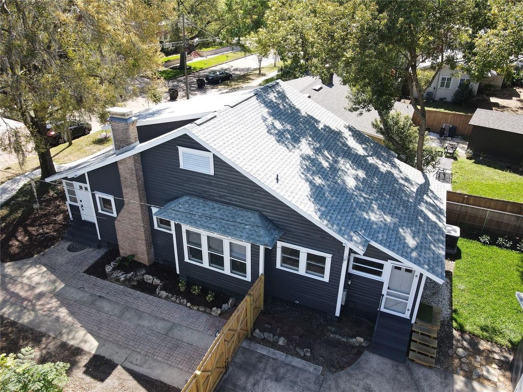 Photo of 16 N Lawsona Boulevard, Orlando, FL 32801 (MLS # O6378478)