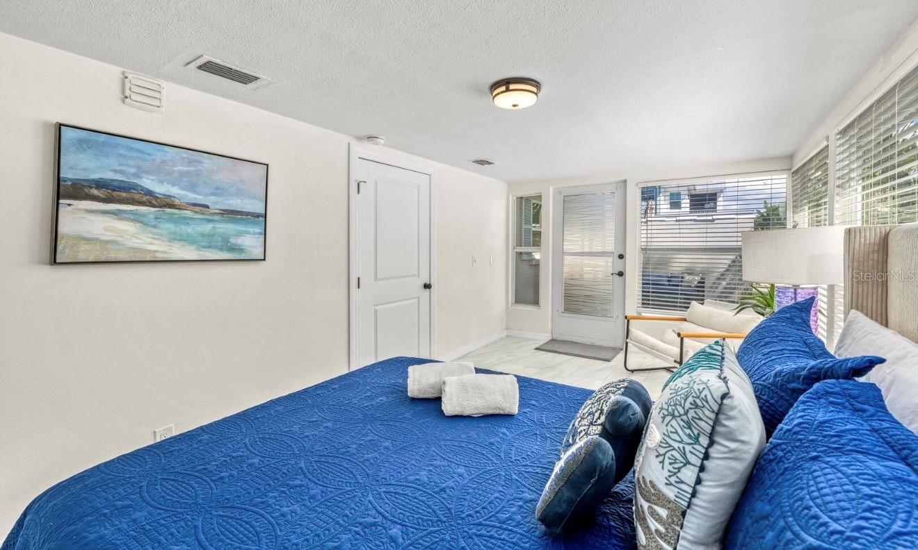 LONGBOAT KEY - Residential