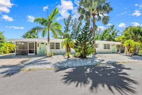 Photo of 578 Companion Way, Longboat Key, FL 34228 (MLS # A4682186)