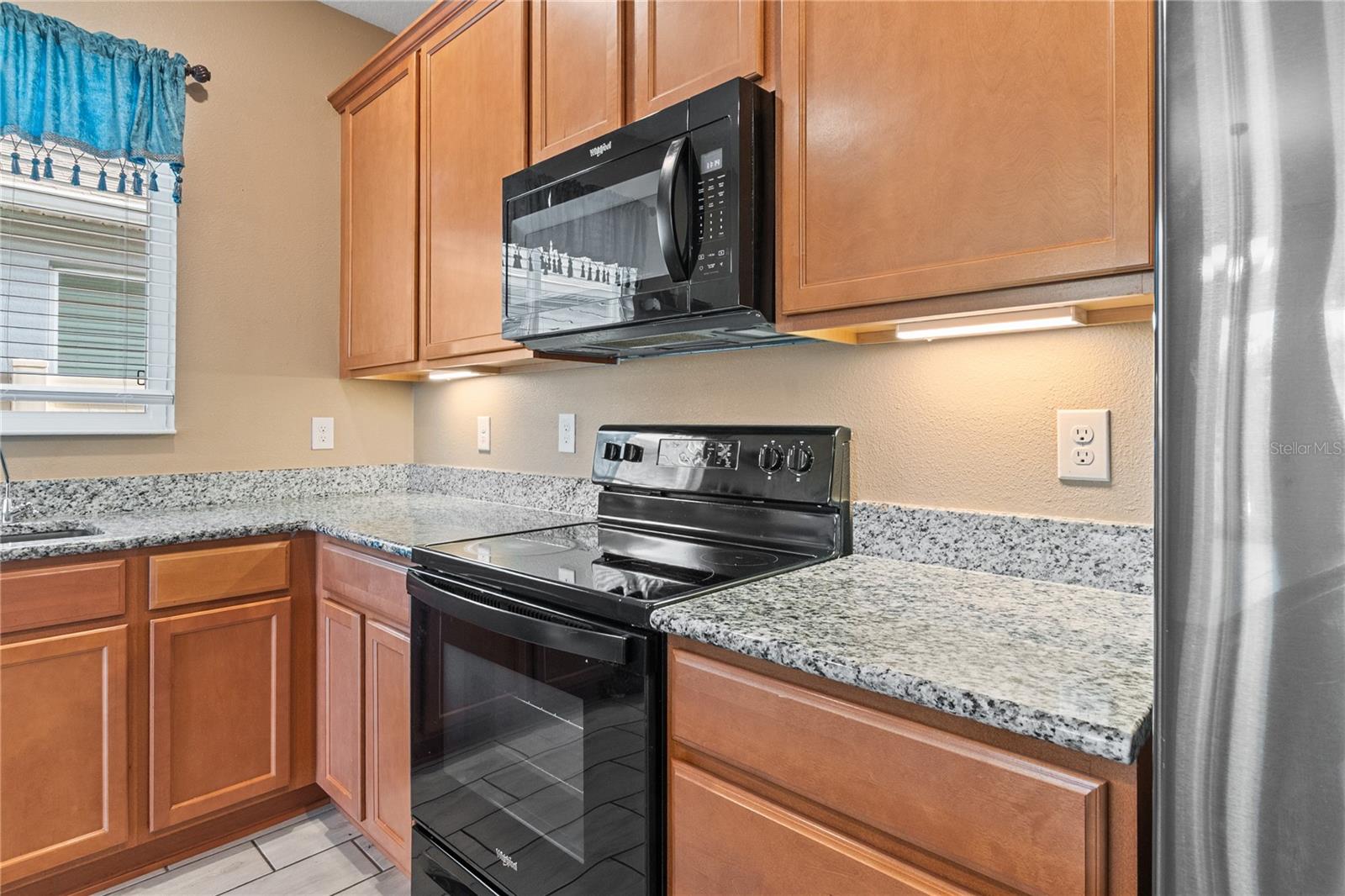 LAKE LUCERNE PH 5 - Residential