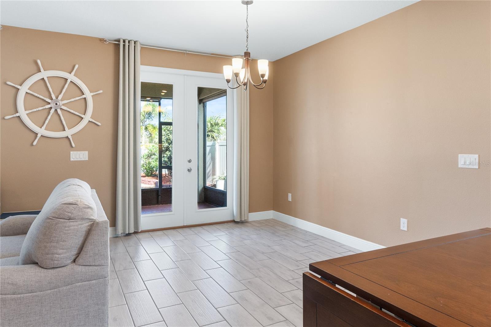 LAKE LUCERNE PH 5 - Residential