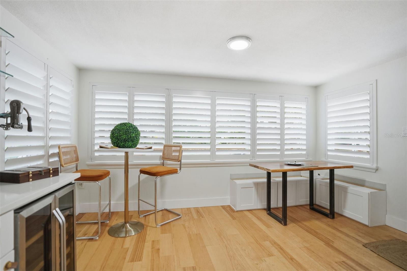 TE-LA-HEIGHTS 32 UN 1 - Residential