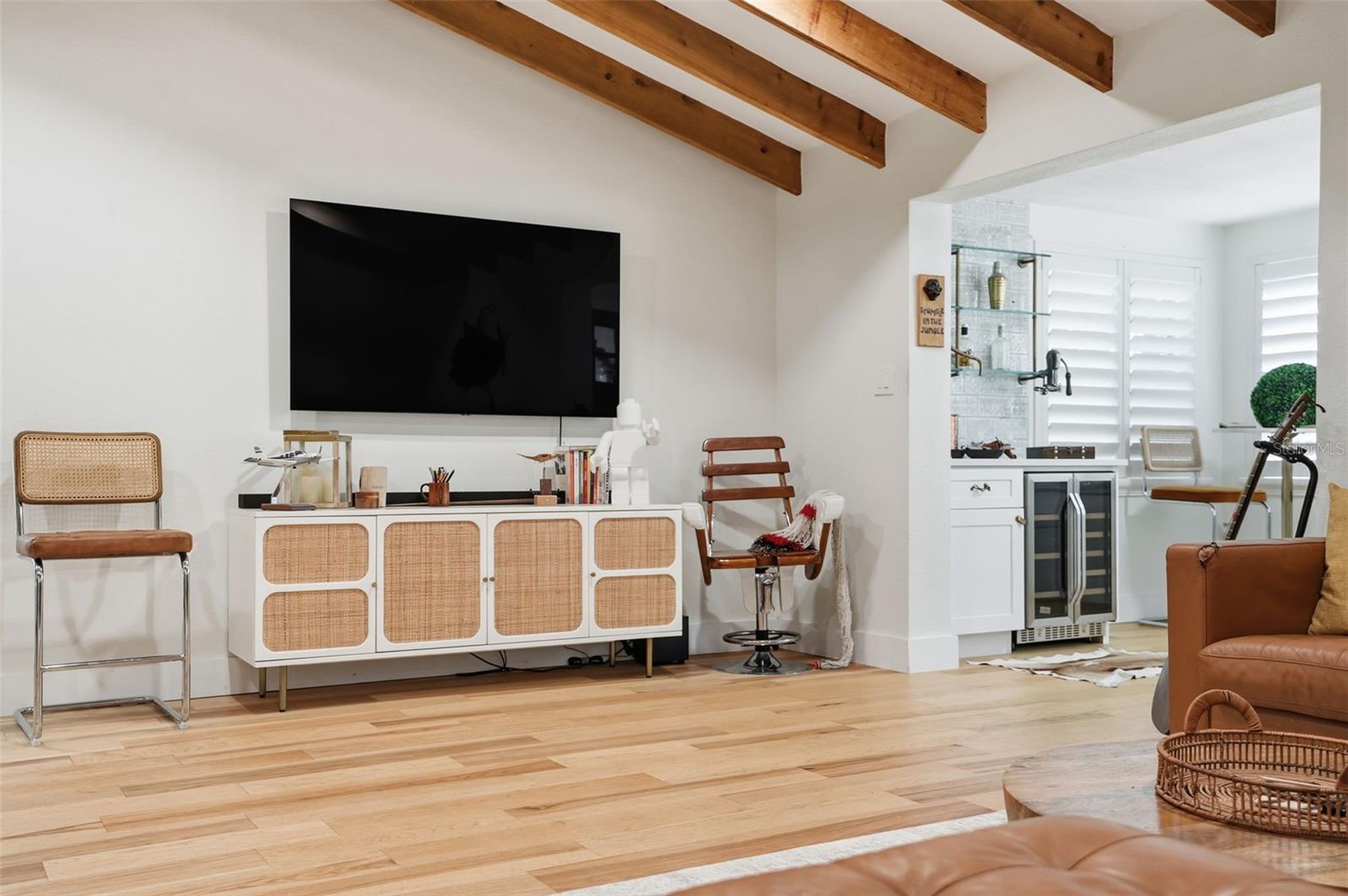 TE-LA-HEIGHTS 32 UN 1 - Residential