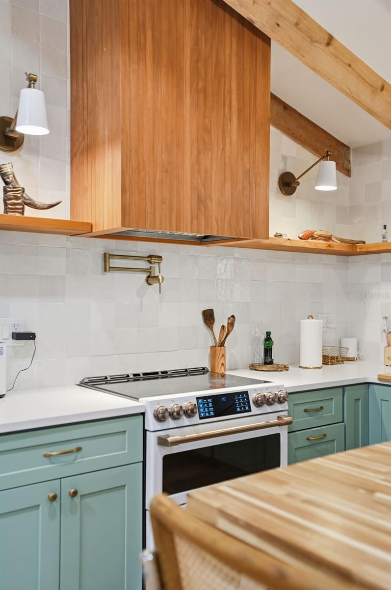 TE-LA-HEIGHTS 32 UN 1 - Residential