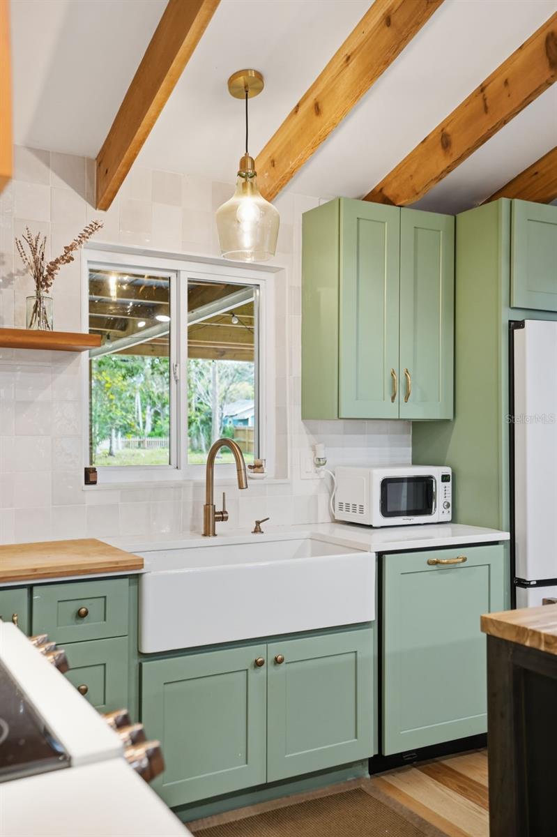 TE-LA-HEIGHTS 32 UN 1 - Residential