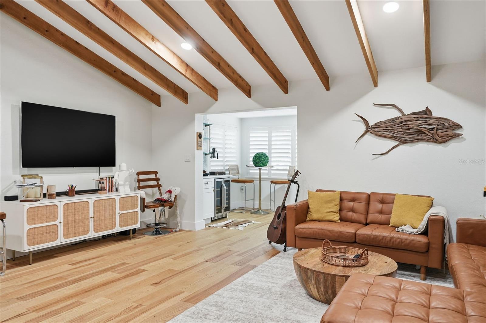 TE-LA-HEIGHTS 32 UN 1 - Residential