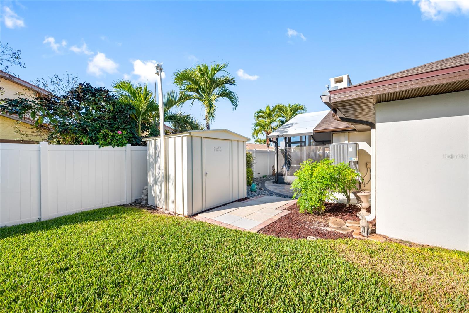 SOUTH CSWY ISLE YACHT CLUB 5TH ADD - Residential