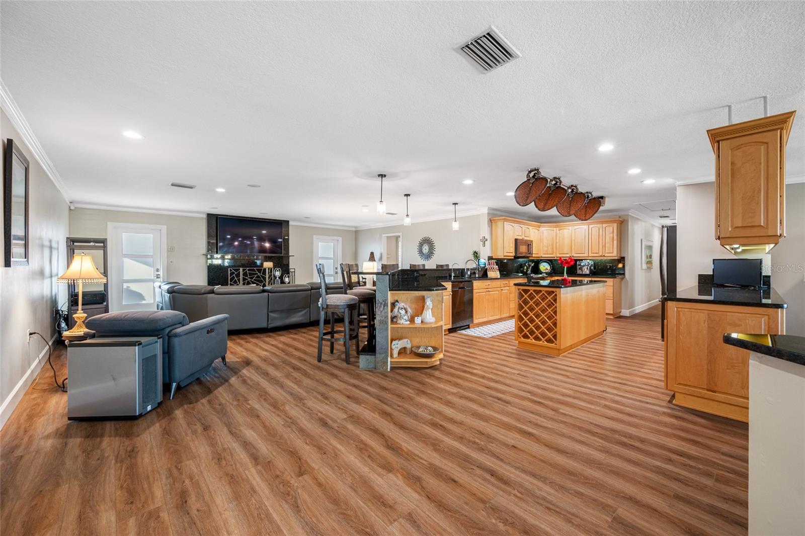 SOUTH CSWY ISLE YACHT CLUB 5TH ADD - Residential