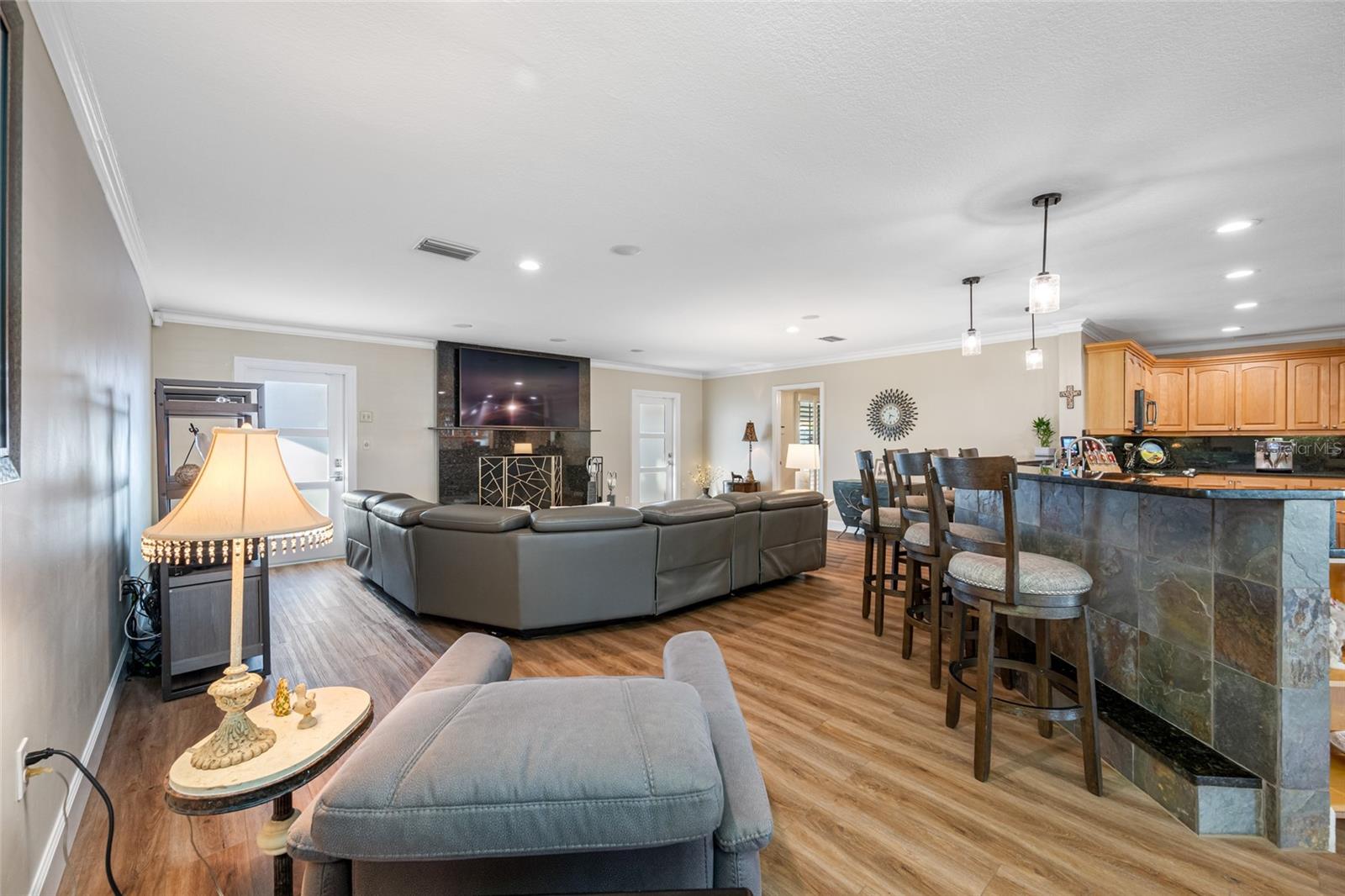 SOUTH CSWY ISLE YACHT CLUB 5TH ADD - Residential