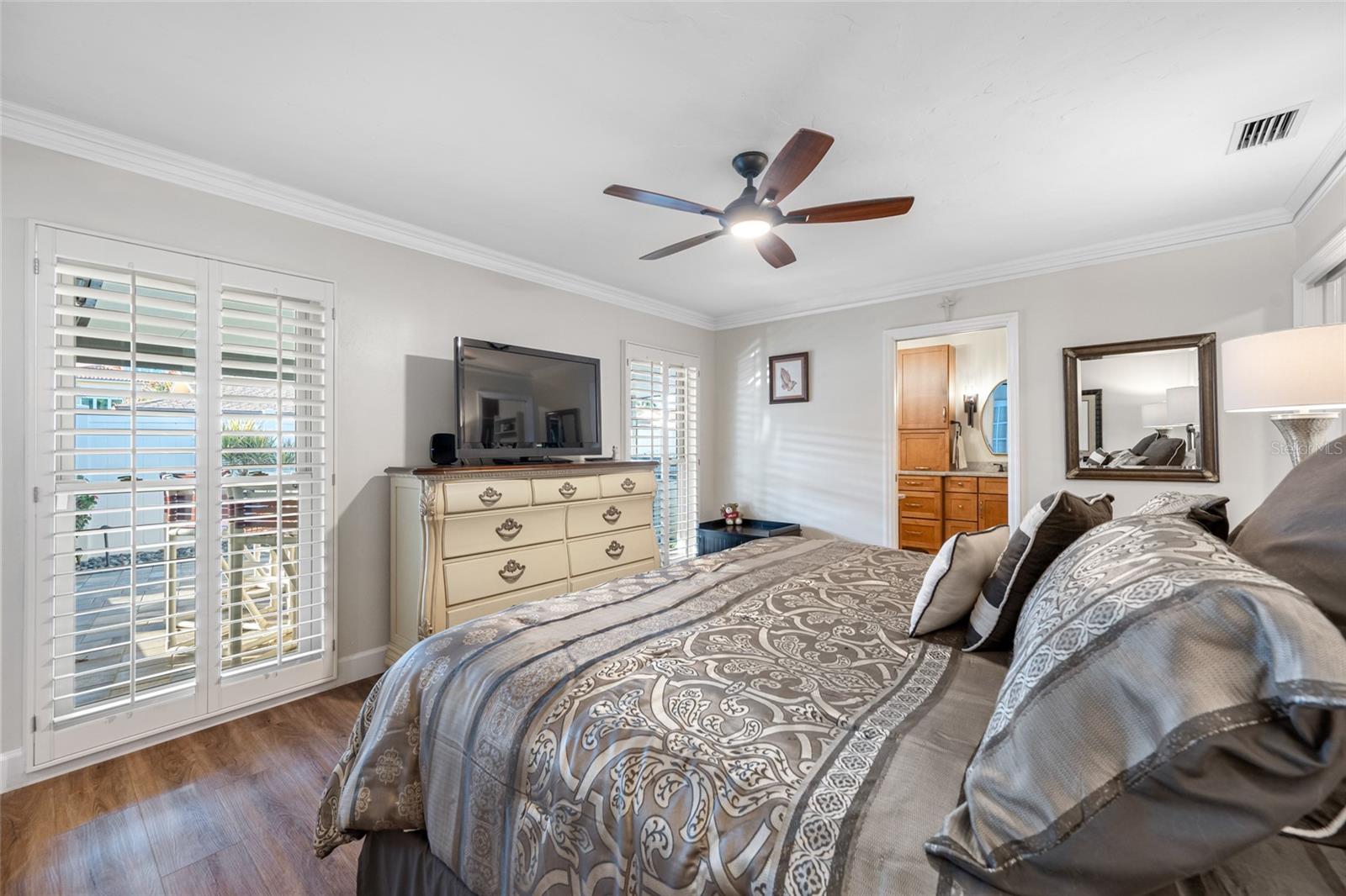 SOUTH CSWY ISLE YACHT CLUB 5TH ADD - Residential