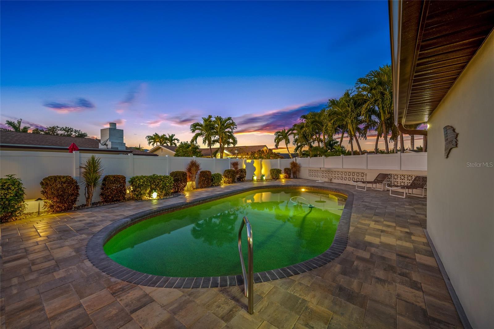 SOUTH CSWY ISLE YACHT CLUB 5TH ADD - Residential