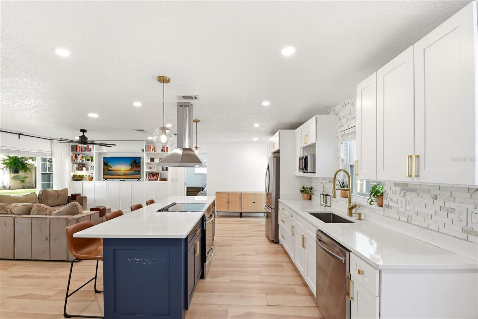 EASTBROOK SUB UNIT 13 - Residential