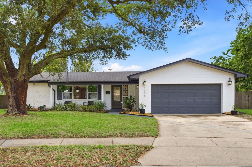 Photo of 1905 Bonanza Ct, Winter Park, FL 32789 (MLS # O6398772)