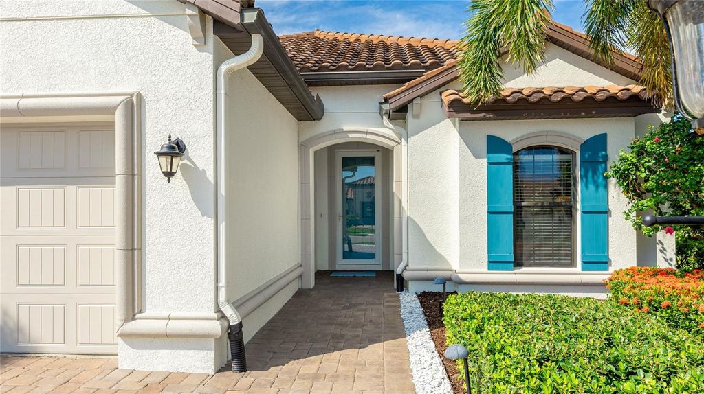 Photo of 12712 Fontana Loop, Bradenton, FL 34211 (MLS # A4665983)