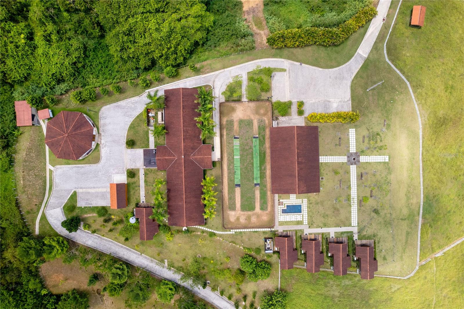 HACIENDA LA NUBE - Farm