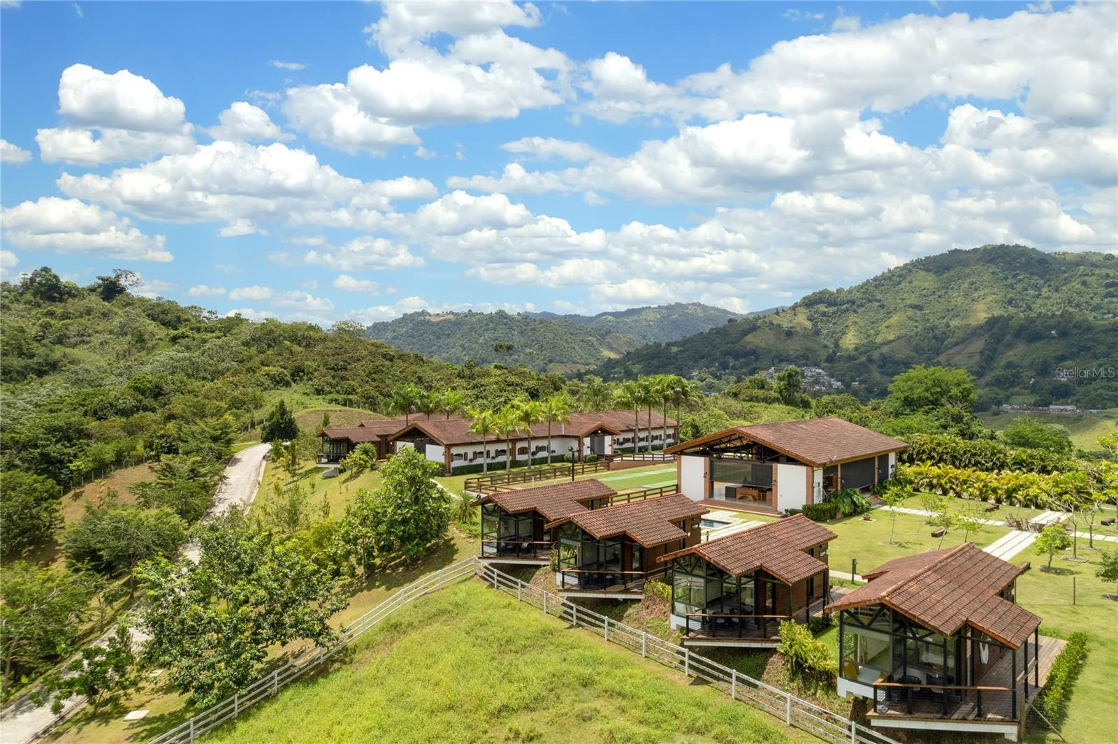 HACIENDA LA NUBE - Farm