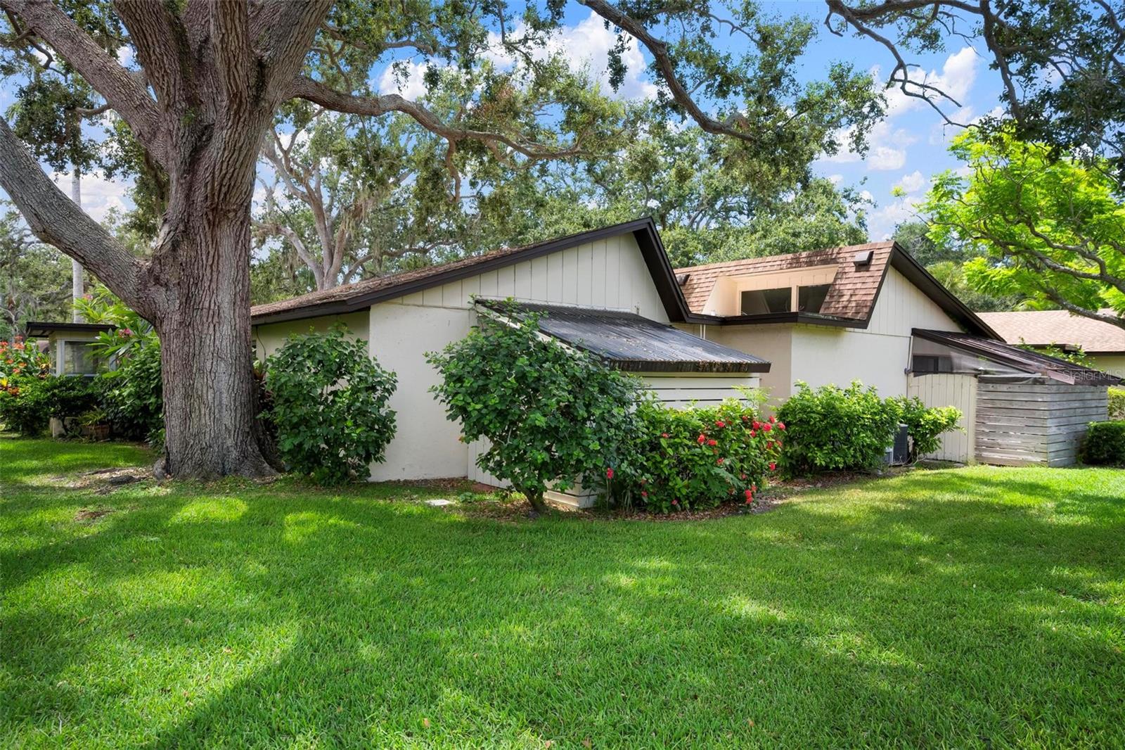 2227 CIRCLEWOOD DRIVE 52