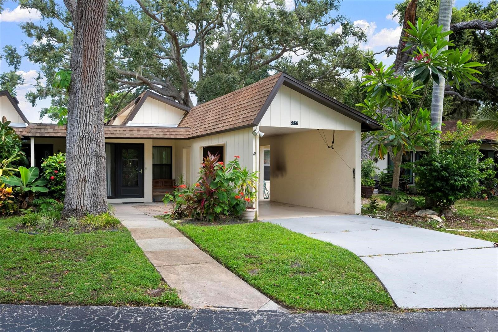 2227 CIRCLEWOOD DRIVE 52